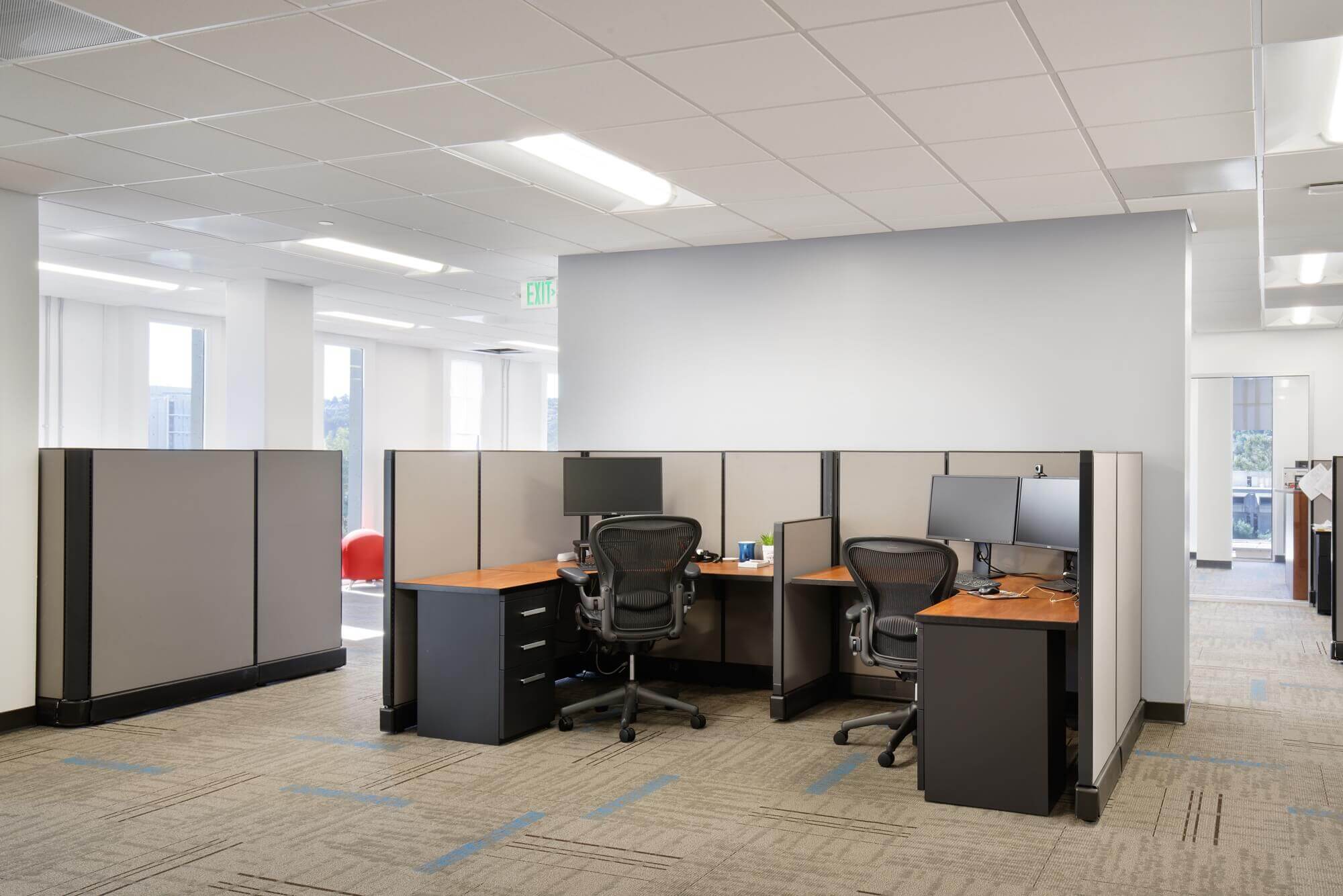 Respira Therapeutics open space office construction - white roof and brown flooring, chair and office desk