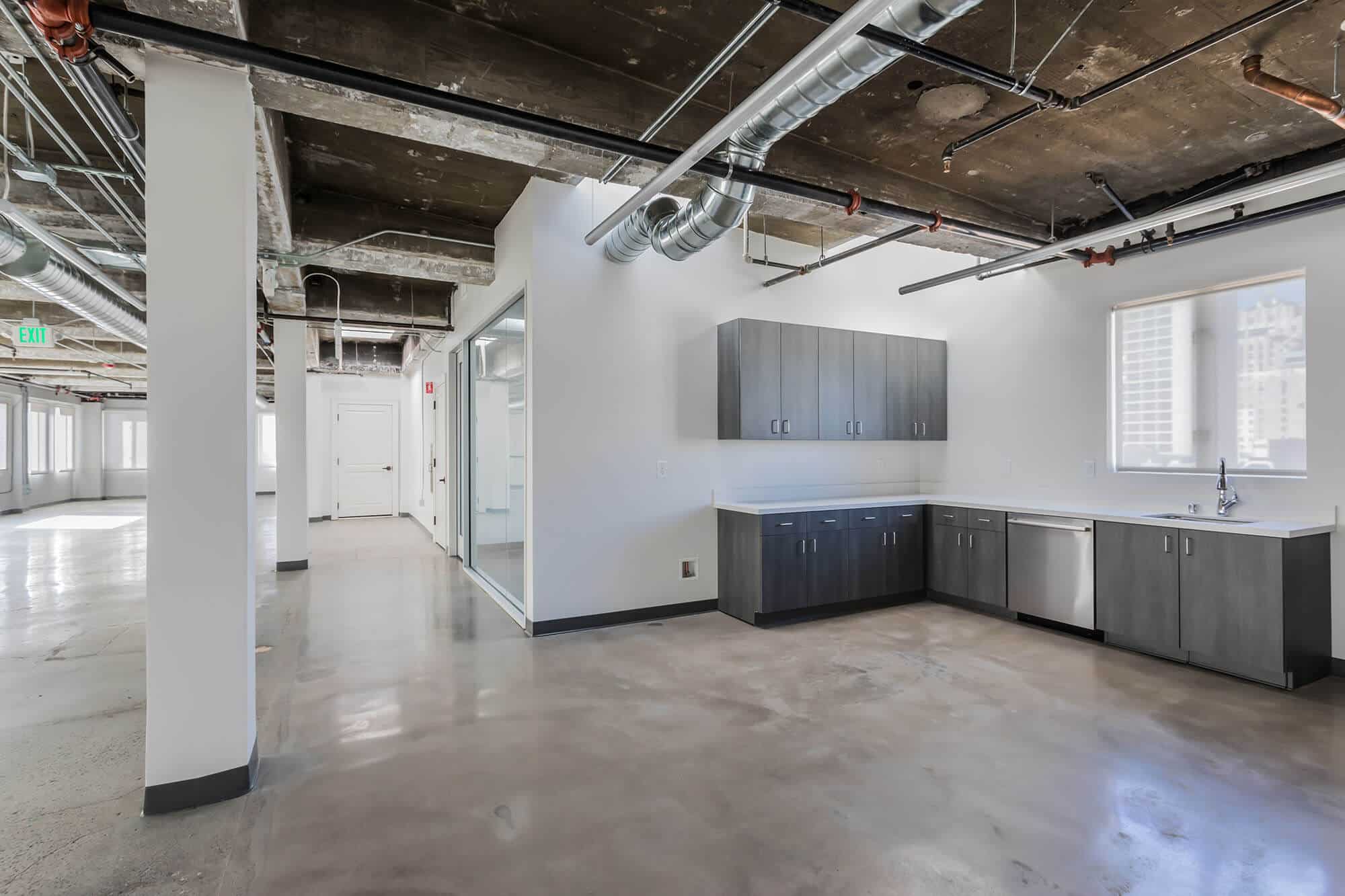 shining floor with glass door, air duct line and glass window